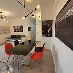 Apogeo Vista Linda 2 Dormitorios Garagem Ac Wi-Fi